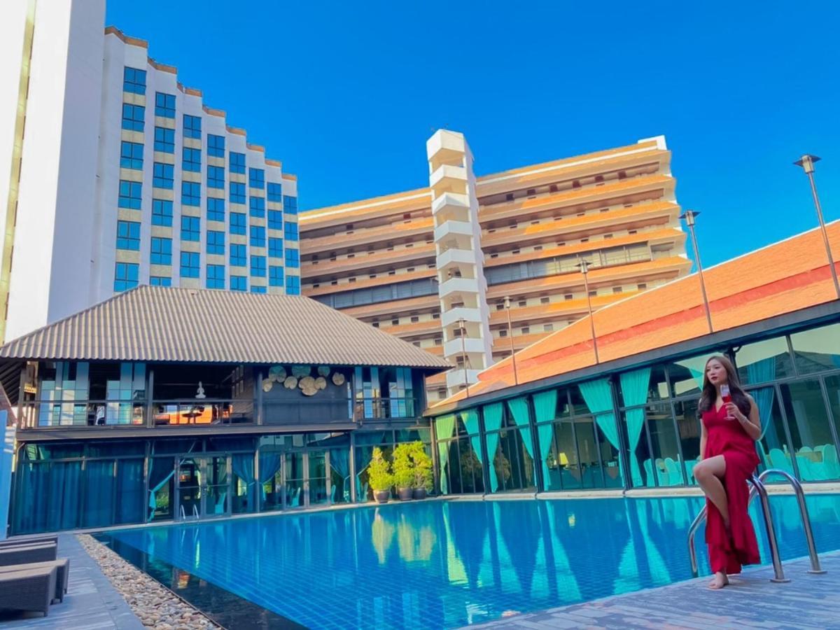 Napalai Hotel Udon Thani Exterior photo